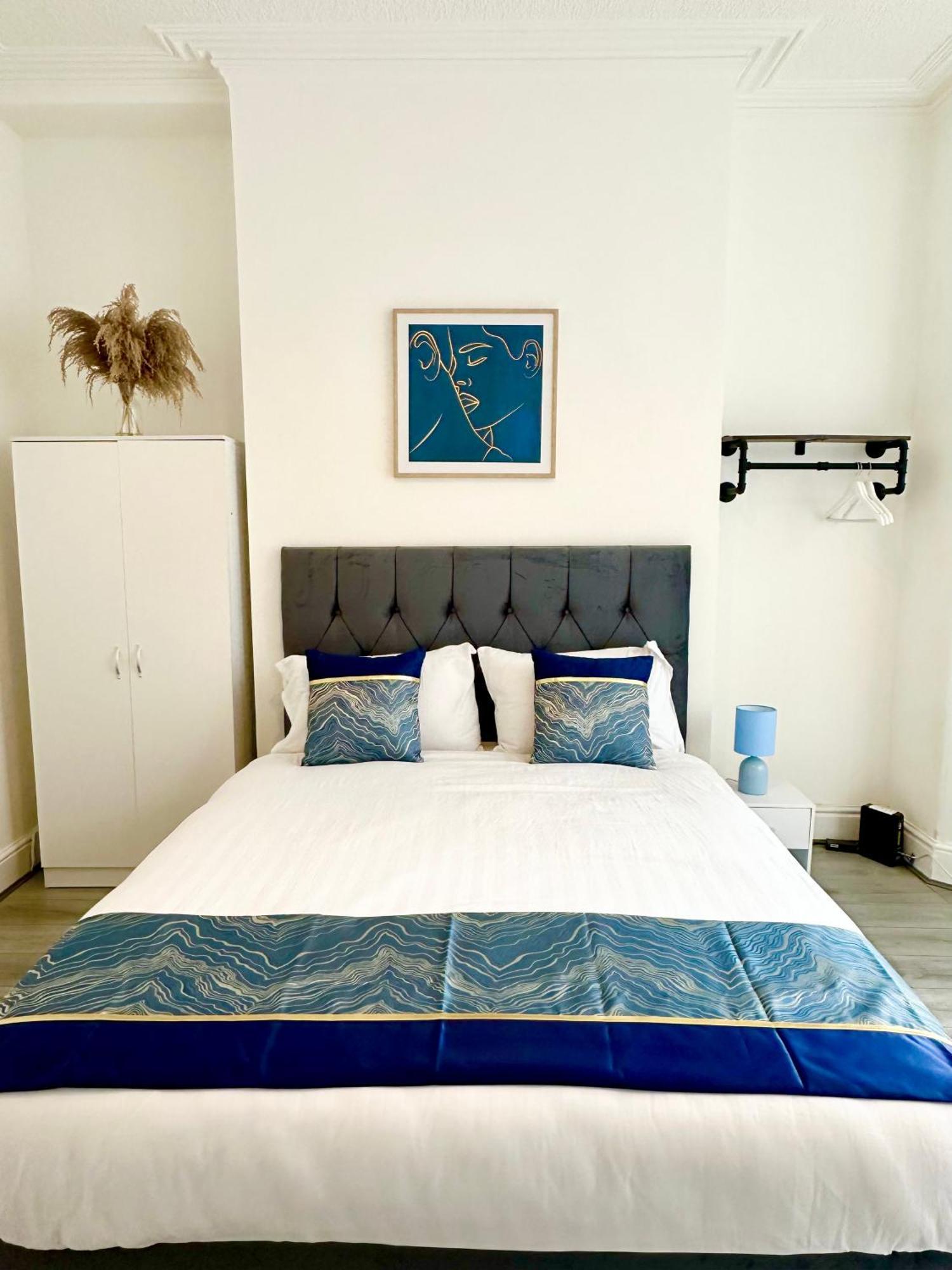 リヴァプール Cosy & Modern 4Bd House Near Anfield Stadiumヴィラ エクステリア 写真