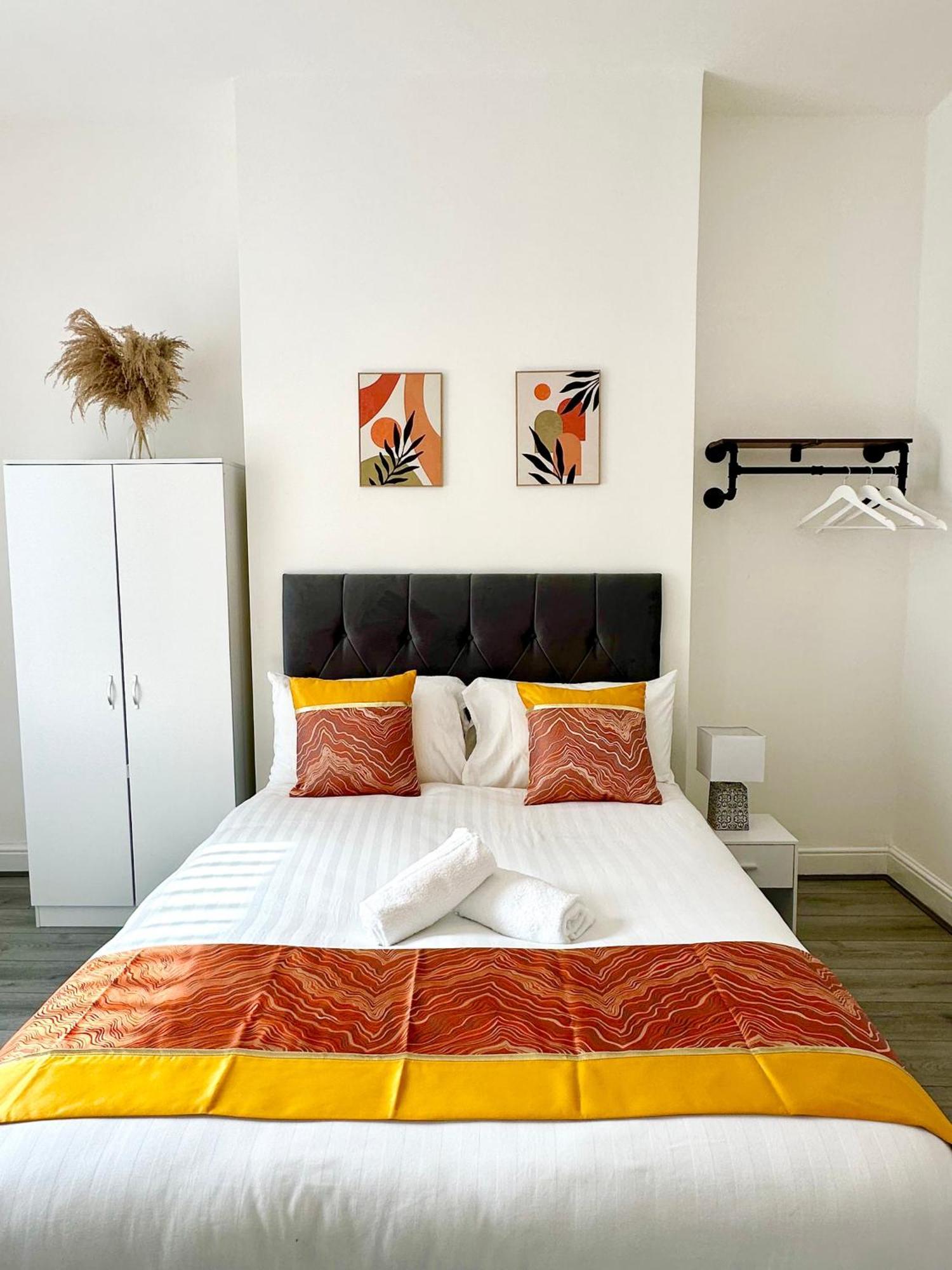 リヴァプール Cosy & Modern 4Bd House Near Anfield Stadiumヴィラ エクステリア 写真